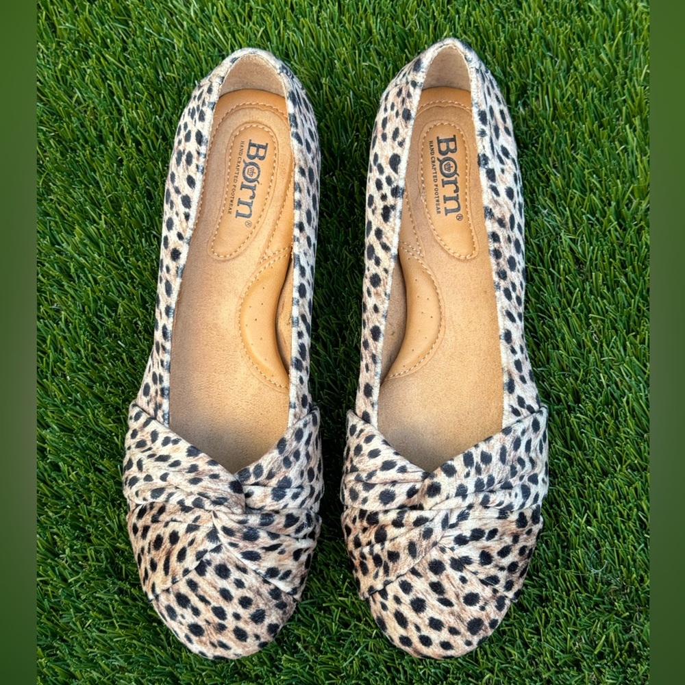 BORN Womens Lilly Knot-Front Slip On Ballet Flats Animal print Size 8M